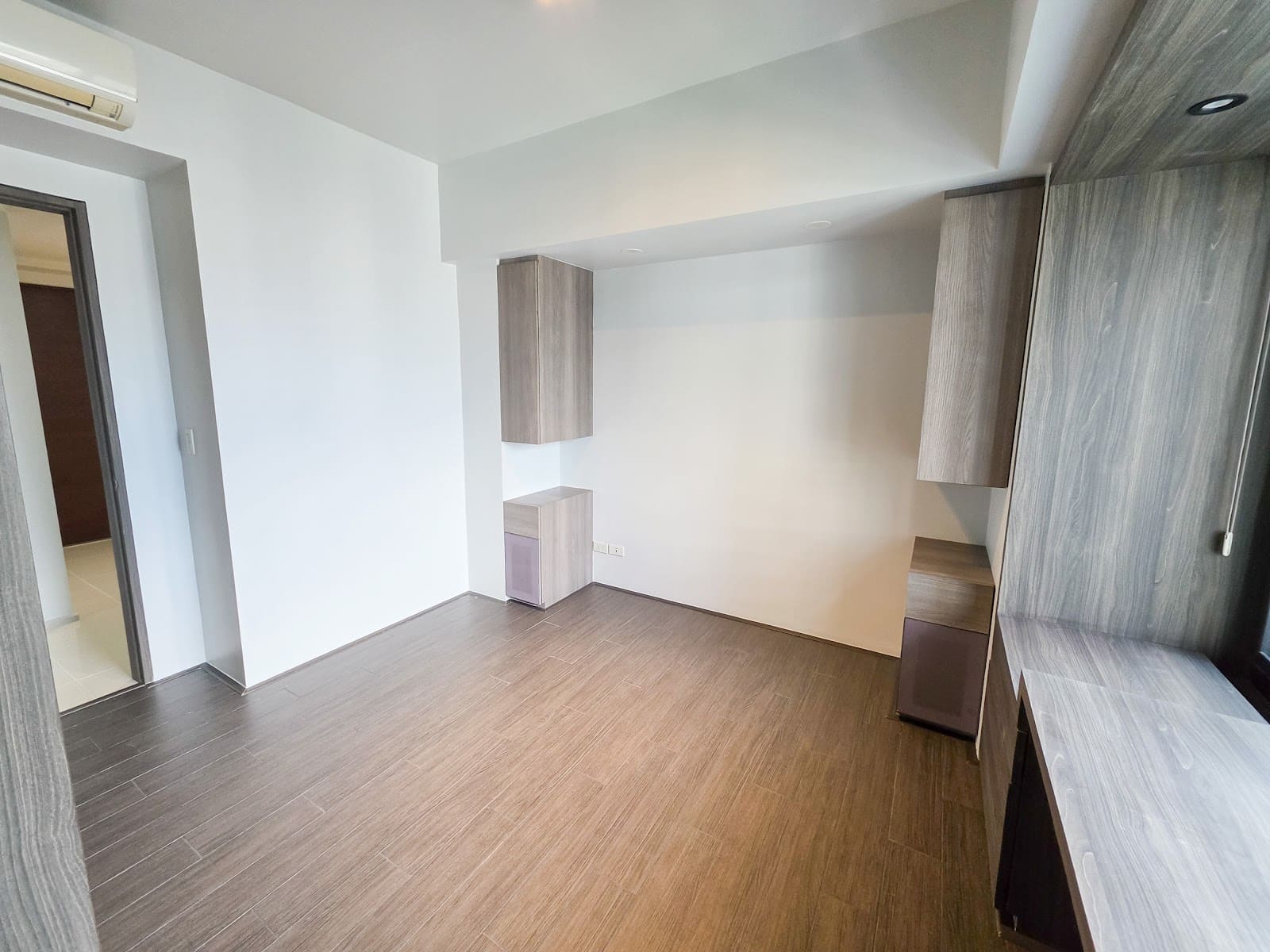 3 bedroom condo for sale in Arya Residences, BGC, photo 2