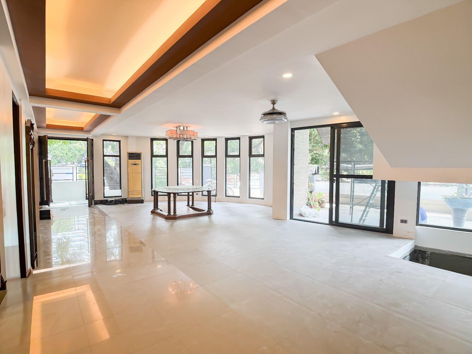 4 bedroom house for rent in Bel-Air Village, Makati, photo 1