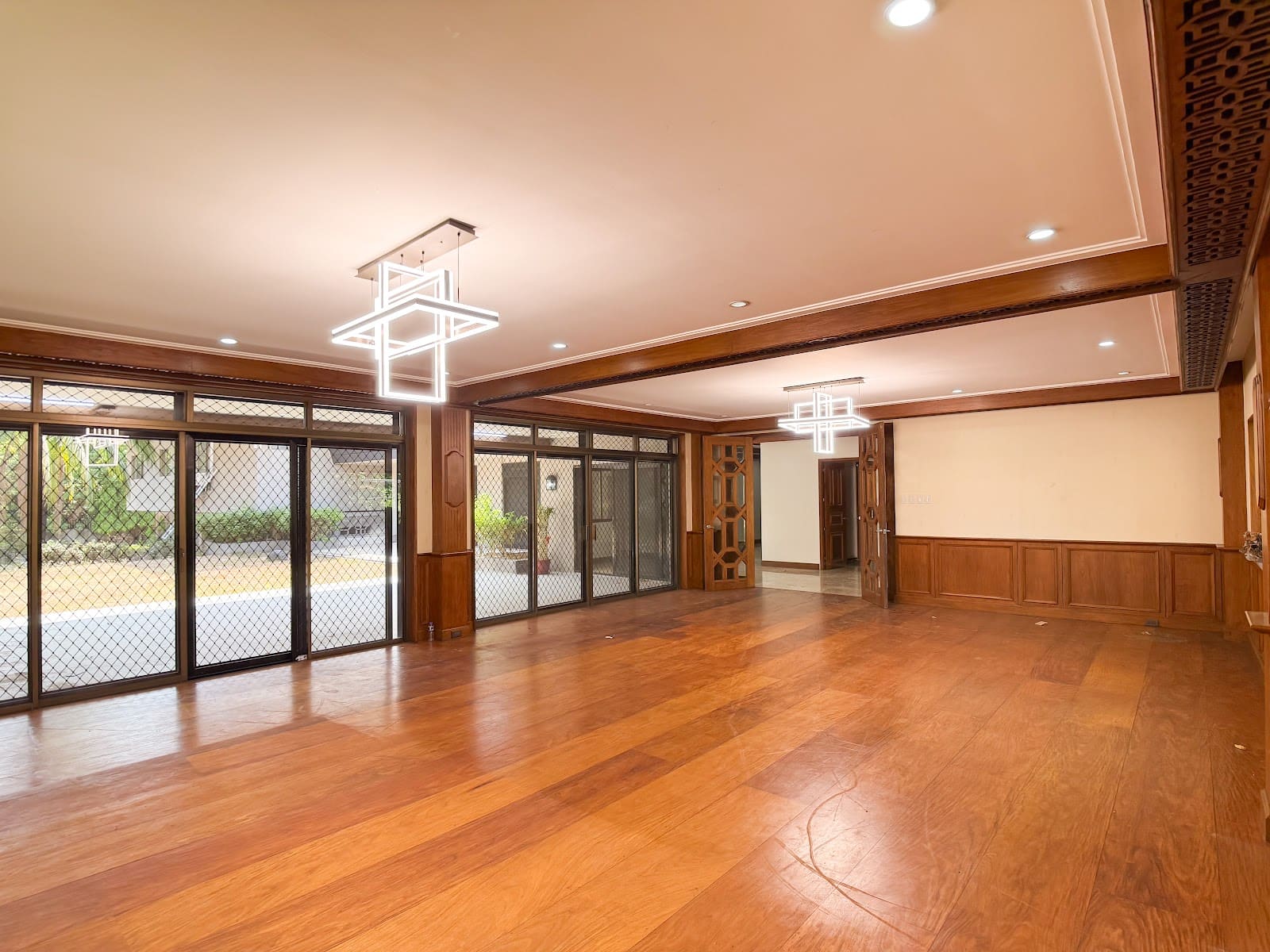 7 bedroom house for rent in Forbes Park Village, Makati, photo 5