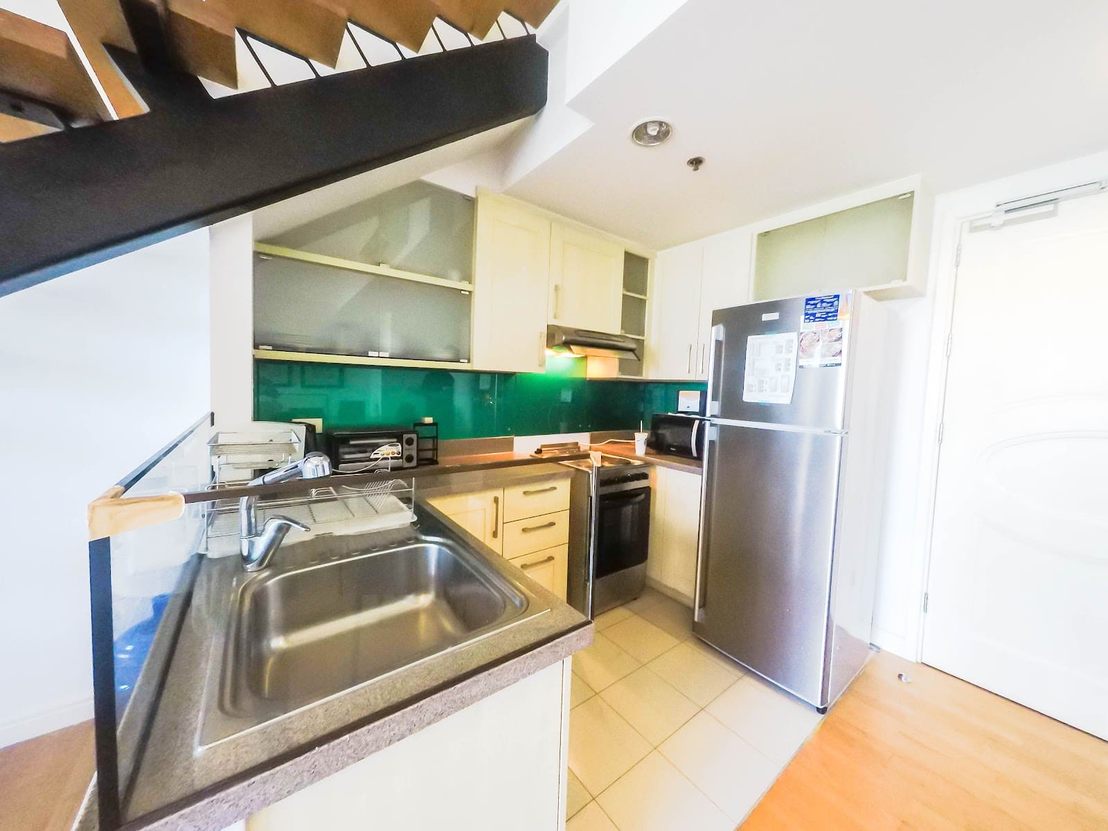 2 bedroom condo for sale in One Rockwell, Rockwell, photo 1