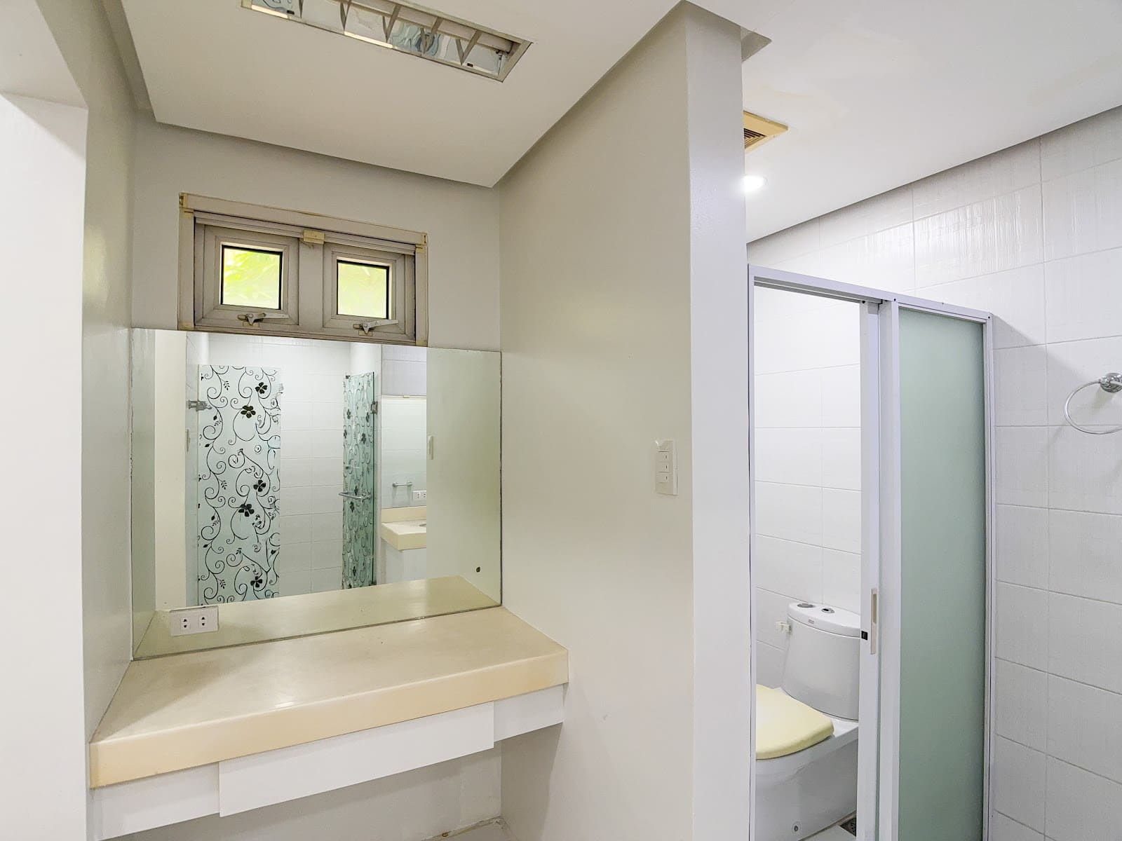3 bedroom house for rent in San Lorenzo Village, Makati, photo 9