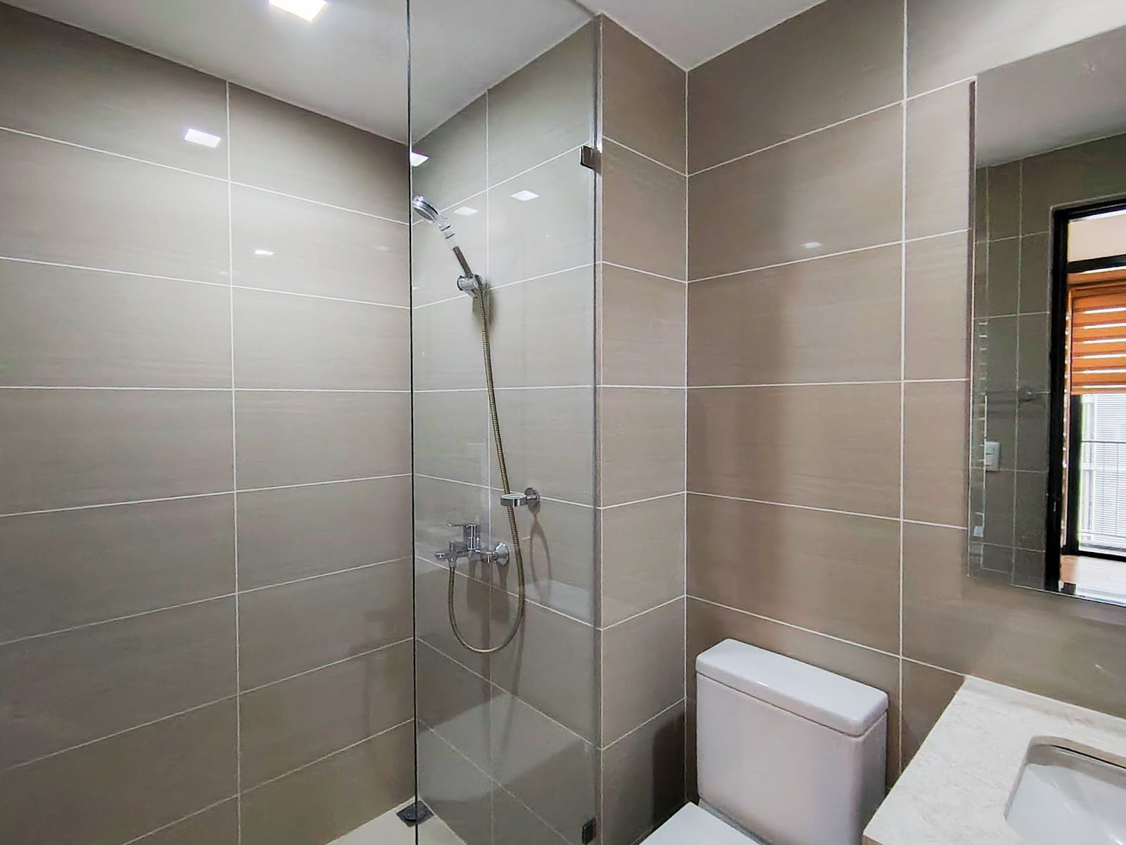 3 bedroom condo for rent in St. Moritz Private Estates, BGC, photo 5
